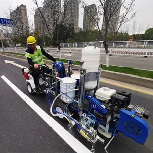 Cold Plastic Spray Road Marking Machine